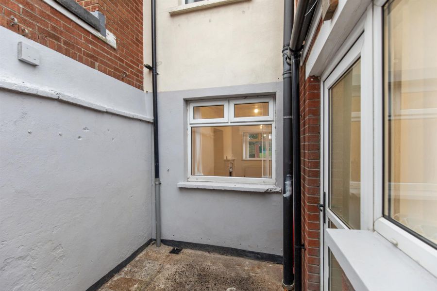 193 Connsbrook Avenue