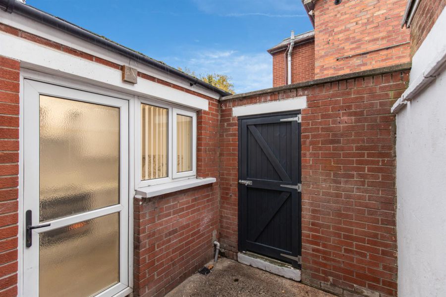 193 Connsbrook Avenue