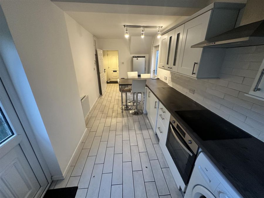 7 Knockwood Crescent