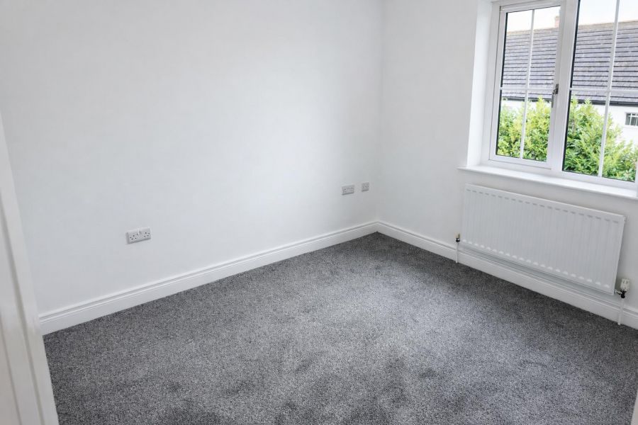 28 Coopers Mill Heights