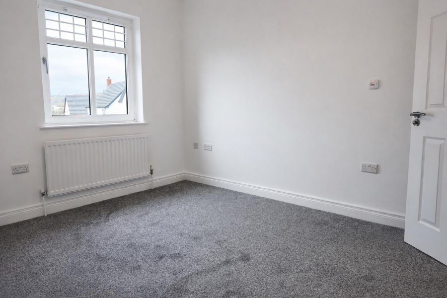 28 Coopers Mill Heights