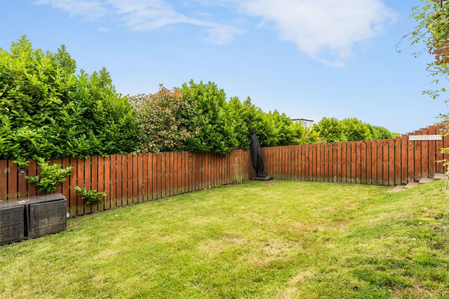 28 Coopers Mill Heights