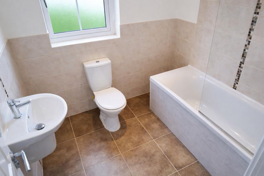 28 Coopers Mill Heights