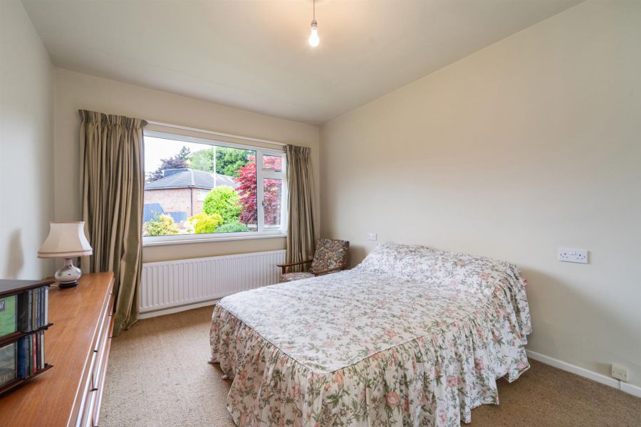 12 Finchley Park