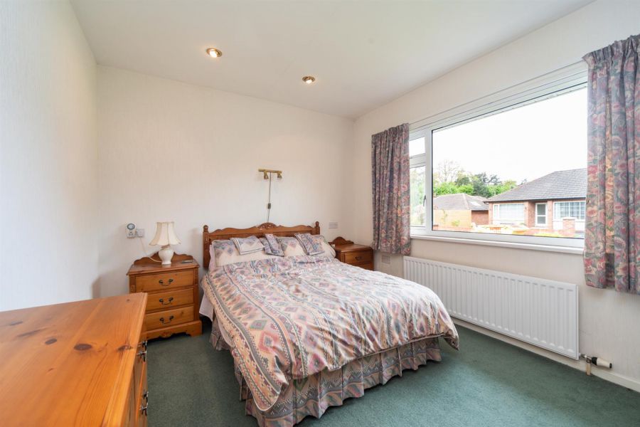 12 Finchley Park
