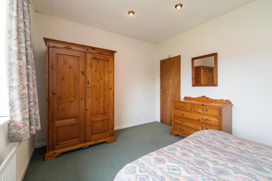 12 Finchley Park