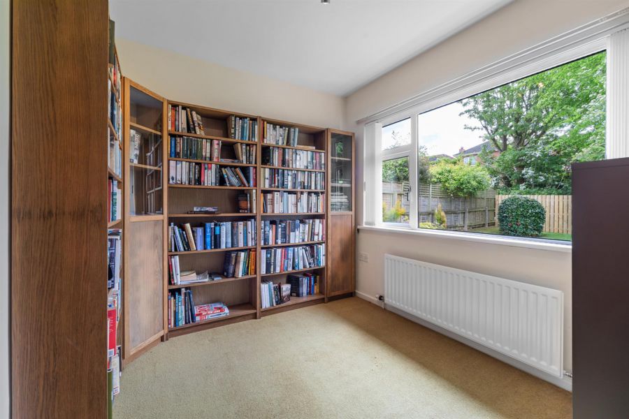 12 Finchley Park