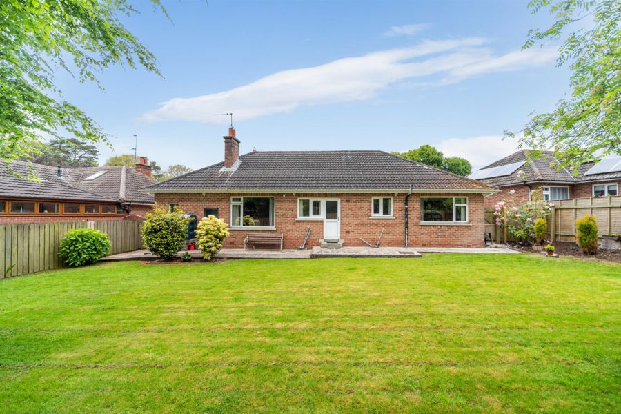 12 Finchley Park