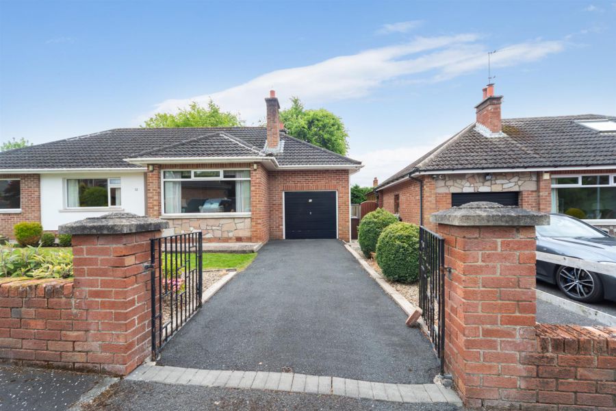 12 Finchley Park