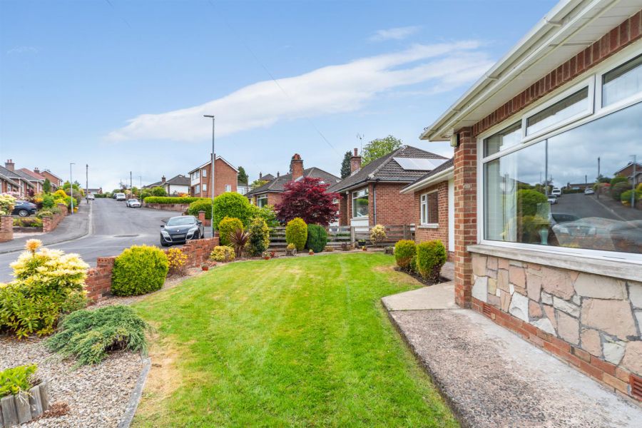 12 Finchley Park