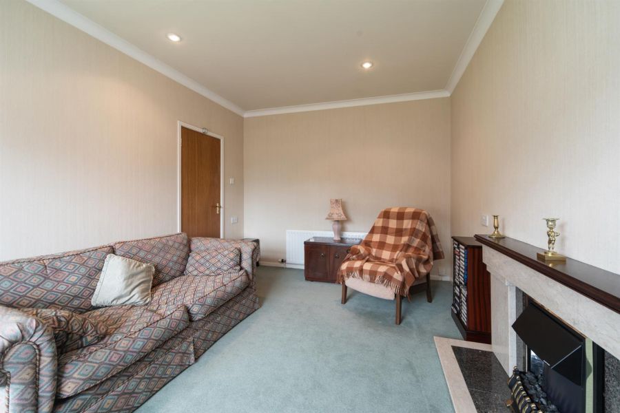 12 Finchley Park
