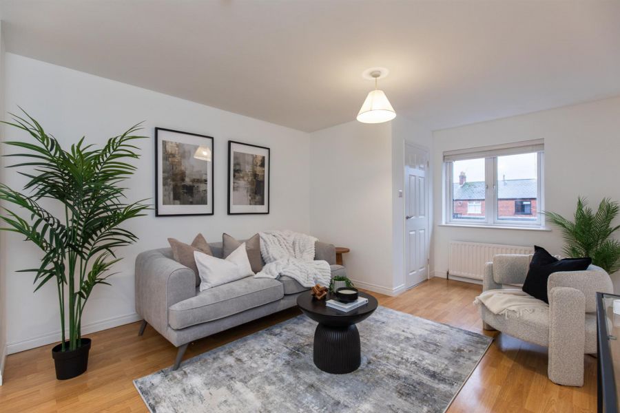 Apt 8 Parkgate Place