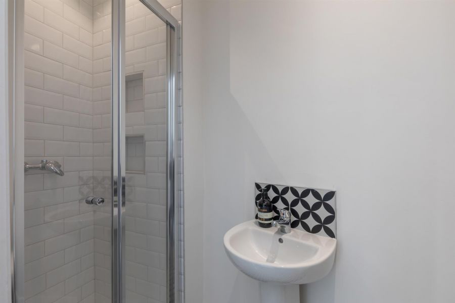 4 Melrose Avenue