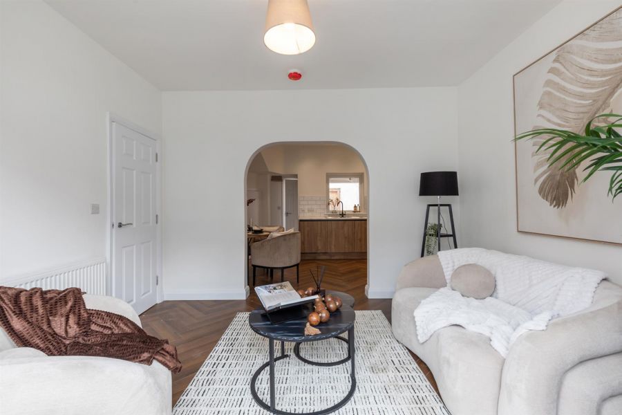 4 Melrose Avenue