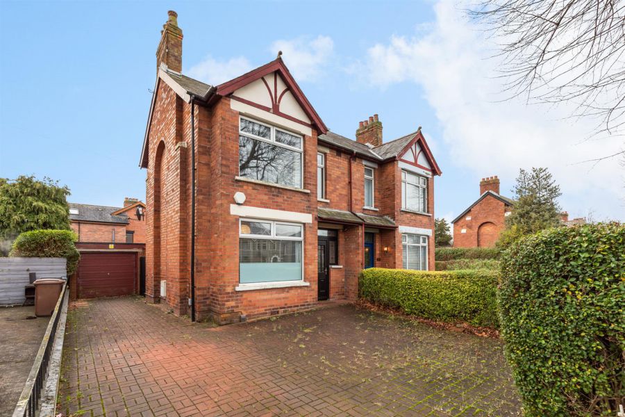 371 Castlereagh Road