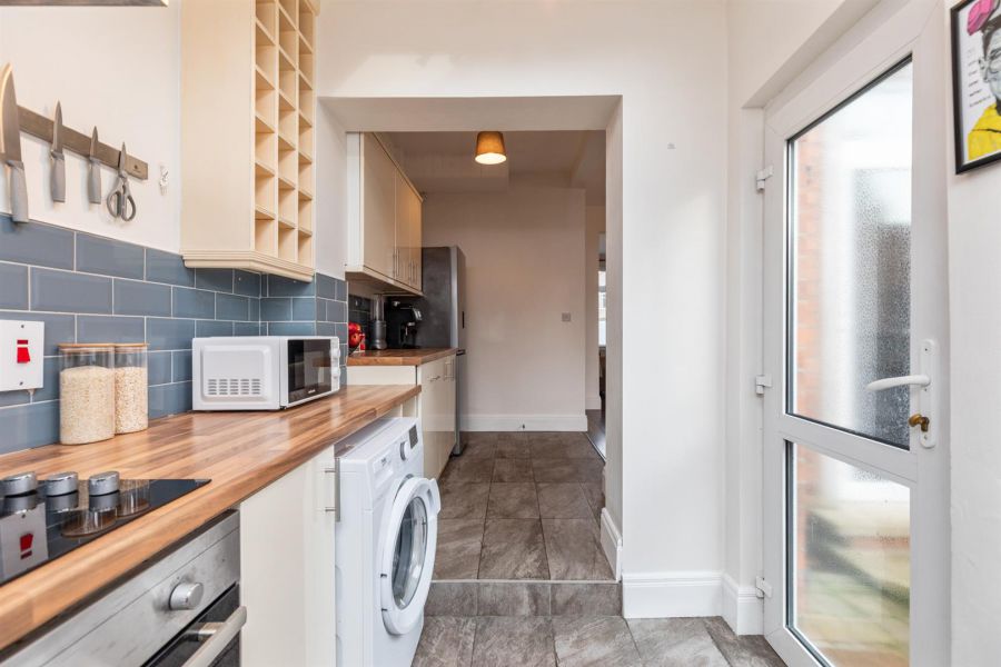 371 Castlereagh Road