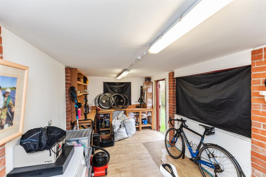 371 Castlereagh Road