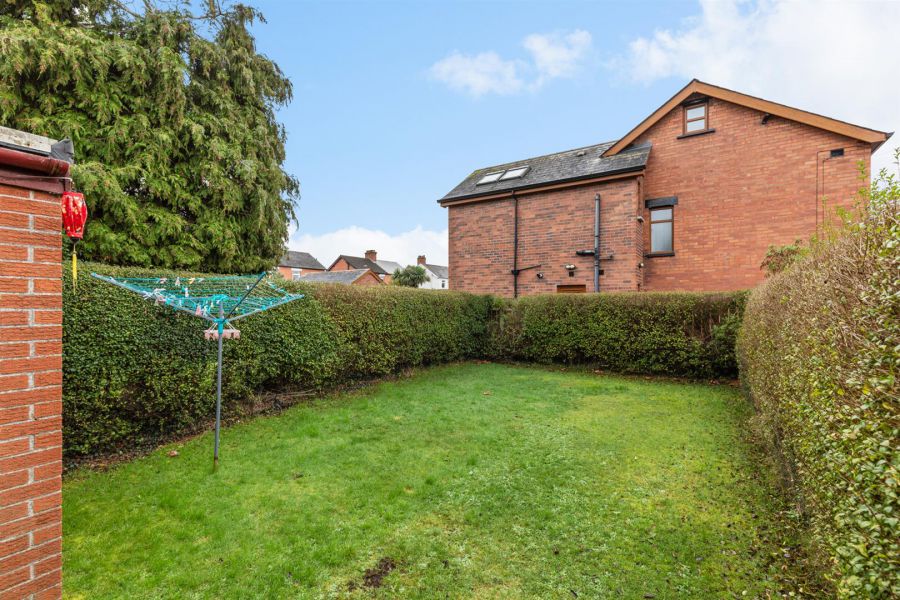 371 Castlereagh Road