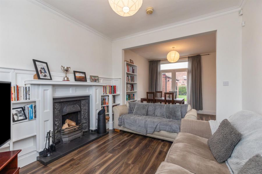 371 Castlereagh Road