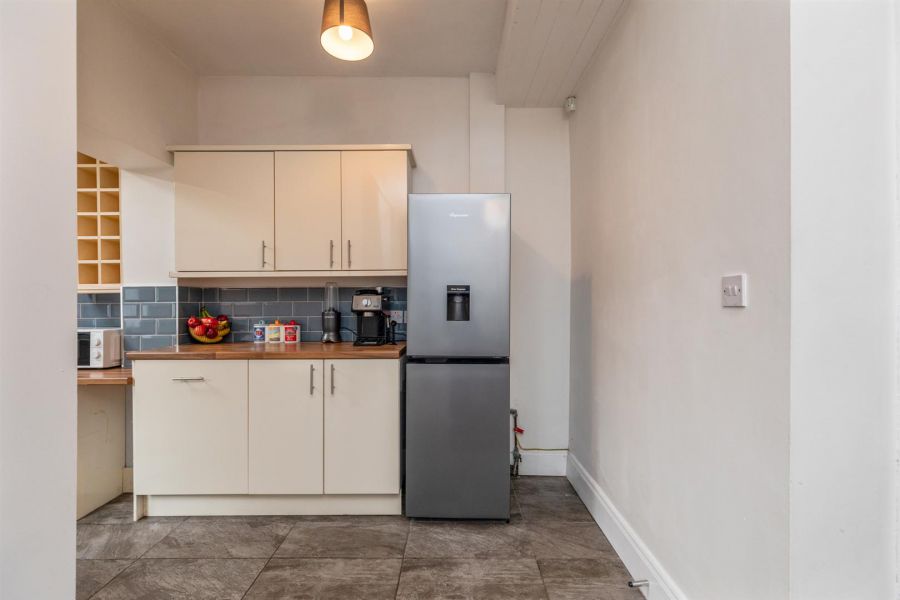 371 Castlereagh Road