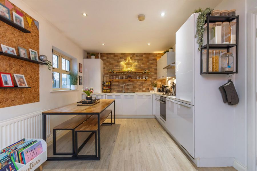 Apt 60 Coopers Mill Court