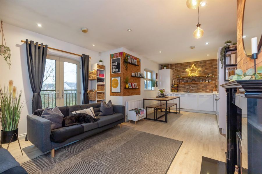 Apt 60 Coopers Mill Court