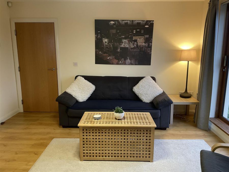 Apartment 8, 5 Galway Park