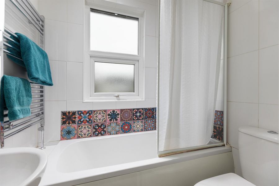 8 Kirkliston Gardens