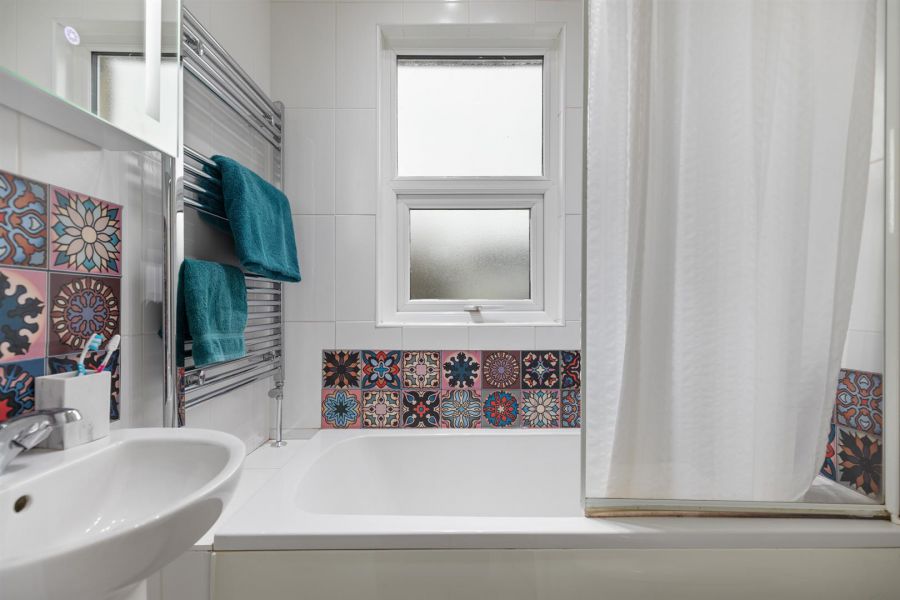 8 Kirkliston Gardens