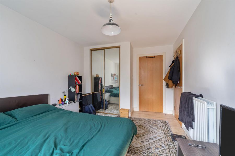 Apt 9, 112 Templemore Avenue