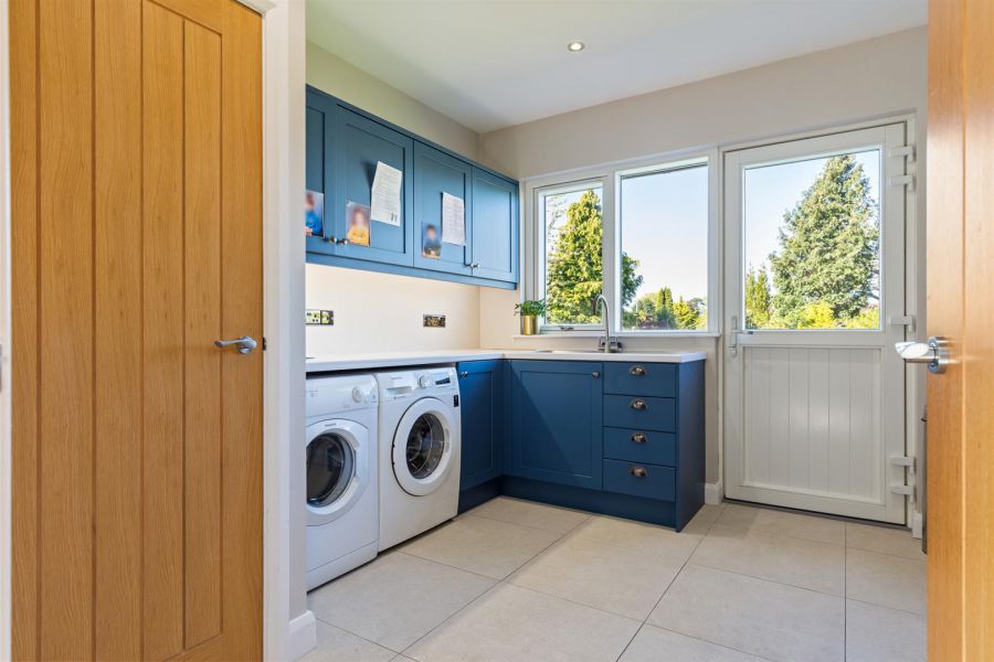 4 Glenmillan Drive