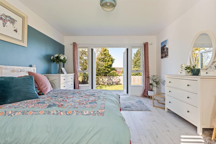 4 Glenmillan Drive