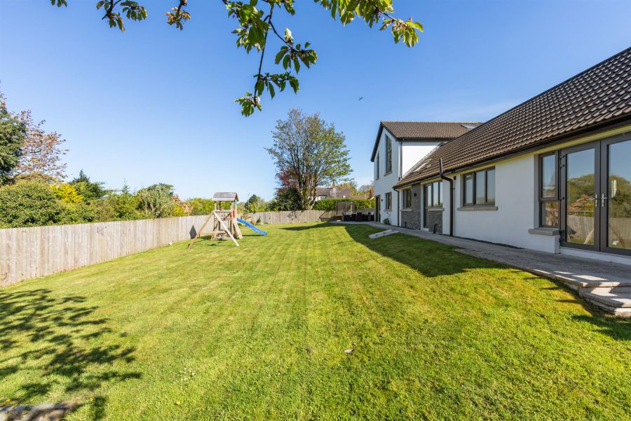 4 Glenmillan Drive