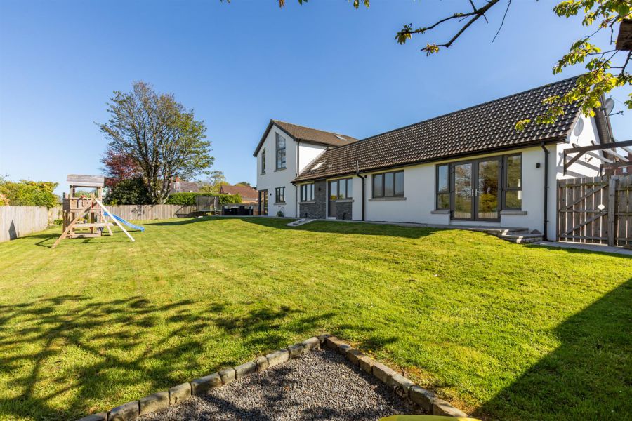4 Glenmillan Drive