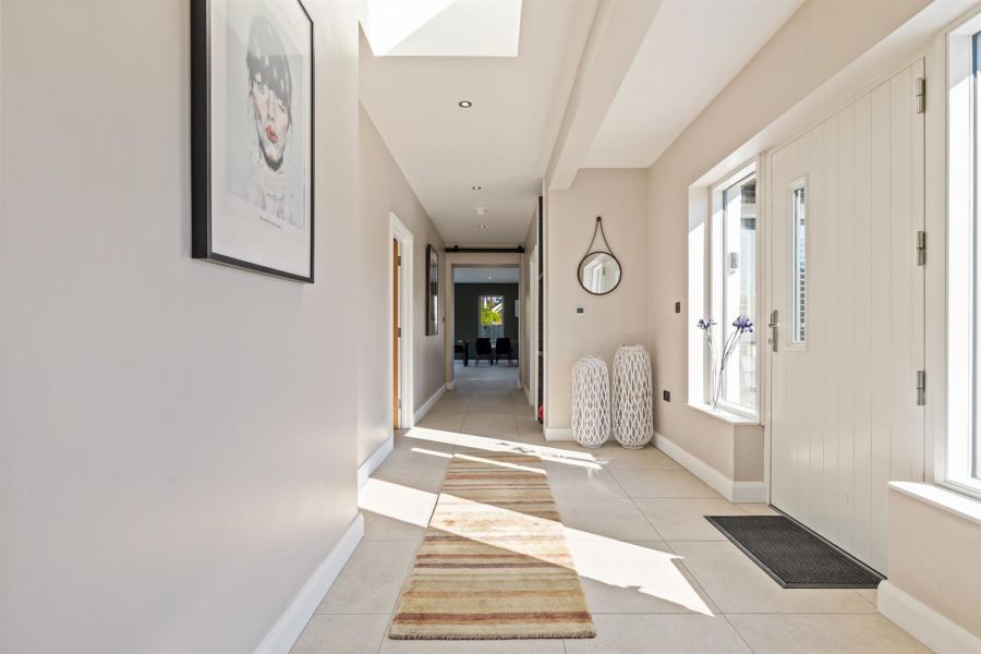 4 Glenmillan Drive