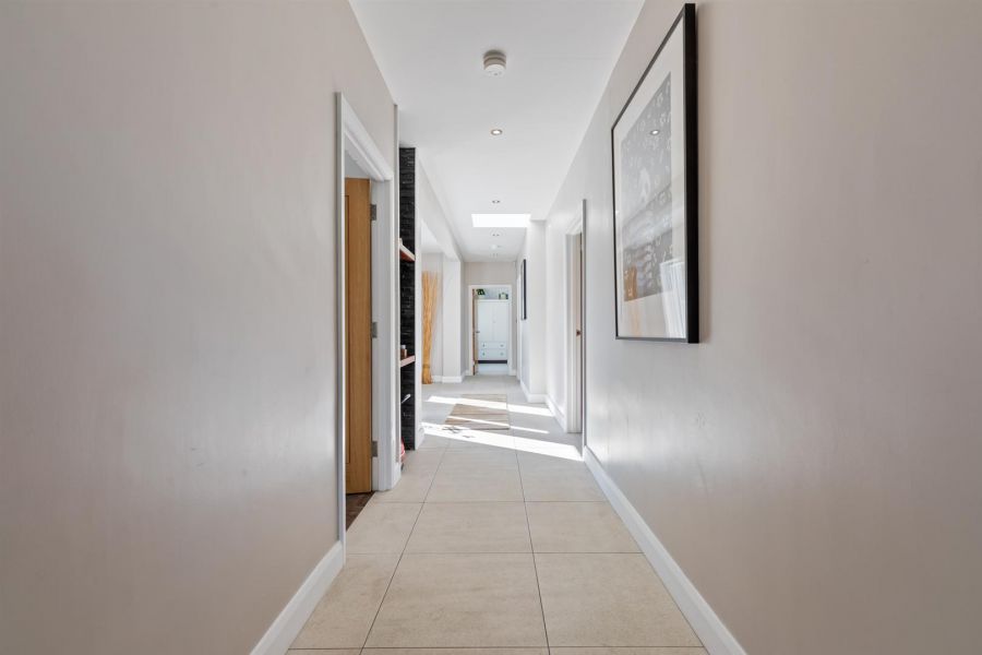 4 Glenmillan Drive