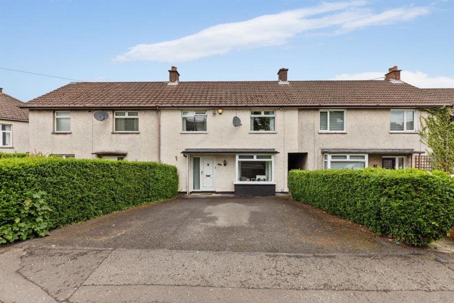 6 Lower Braniel Road