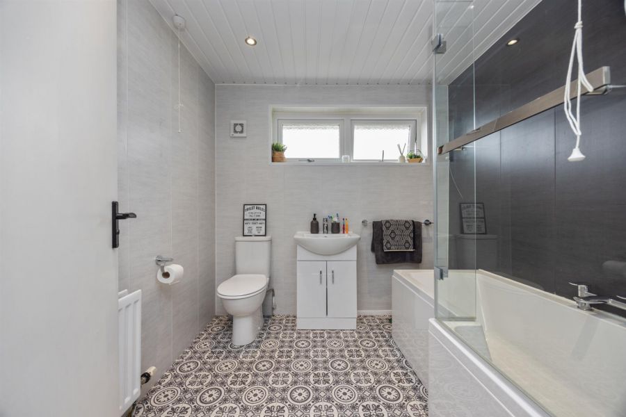 11 Gleneagles Walk
