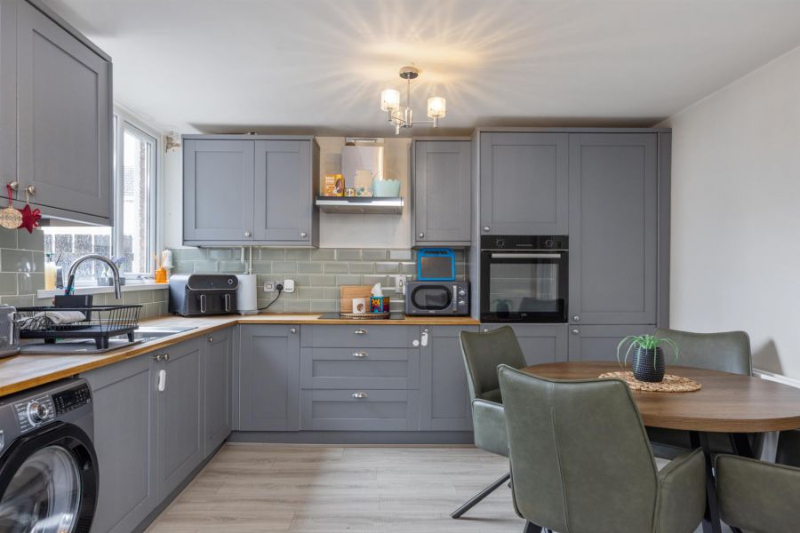 11 Gleneagles Walk