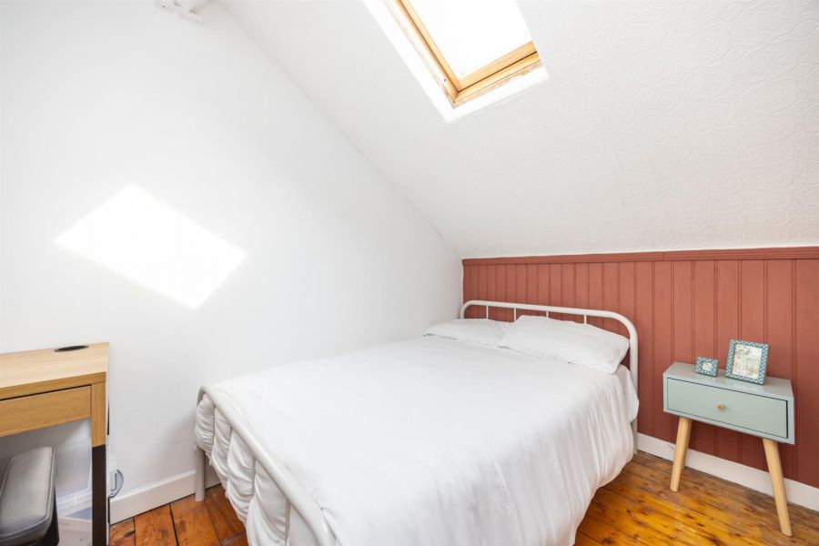 15 Kerrsland Crescent