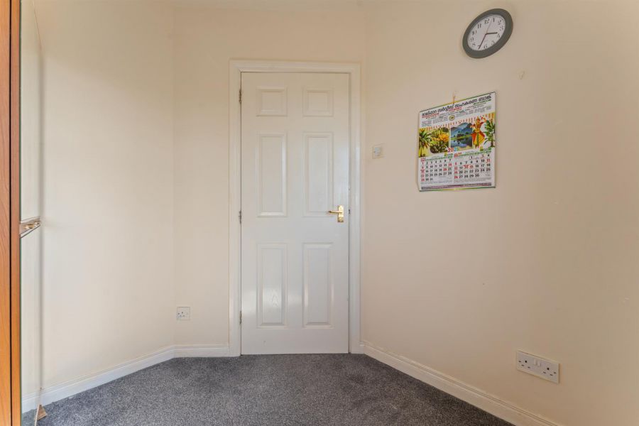 15 Strone Park