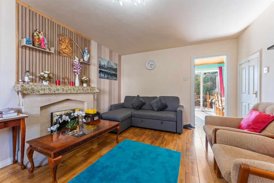 15 Strone Park