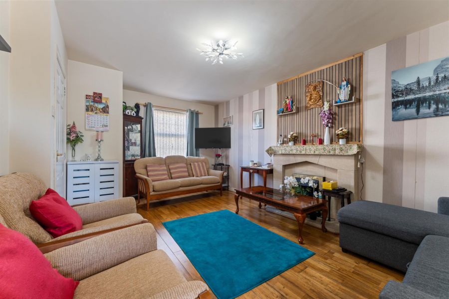15 Strone Park