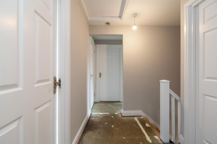 6 Laganview Mews