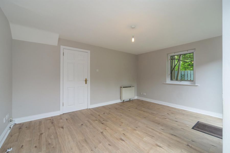 6 Laganview Mews