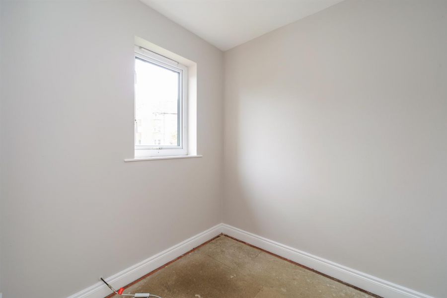 6 Laganview Mews