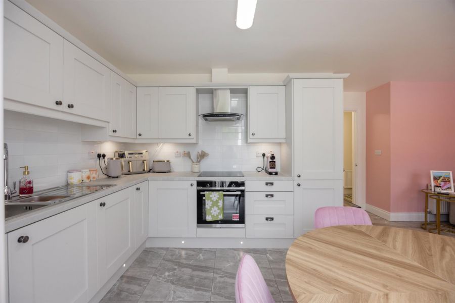 Apt 4 Ebrington Hall