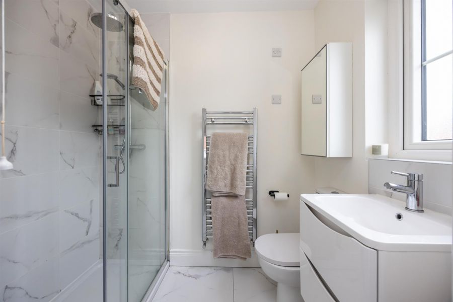 Apt 4 Ebrington Hall