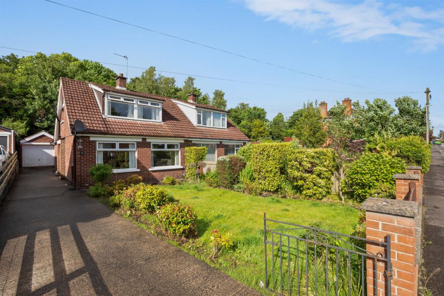 67 Sandhill Gardens