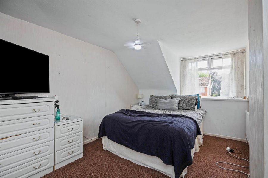 67 Sandhill Gardens
